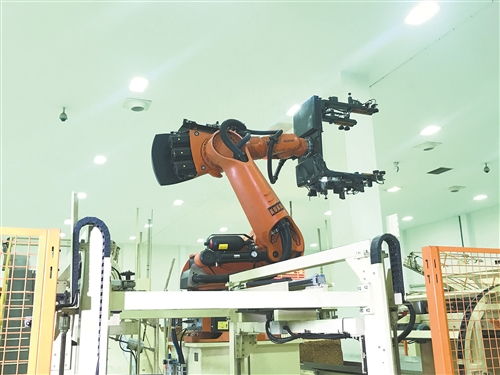 安徽中烟合肥卷烟厂推进智能化建设工作纪实