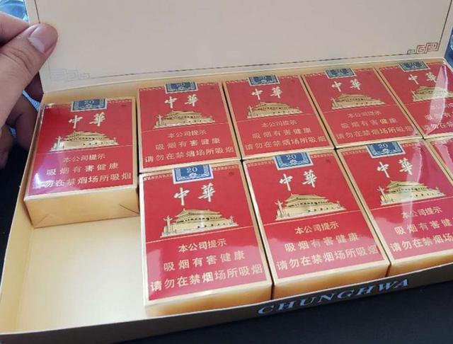 此烟将在18号上市,包装便于携带口感柔和,售价85元一包!